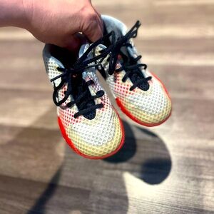 Toddler Nike sneakers Kyrie Irving size 10